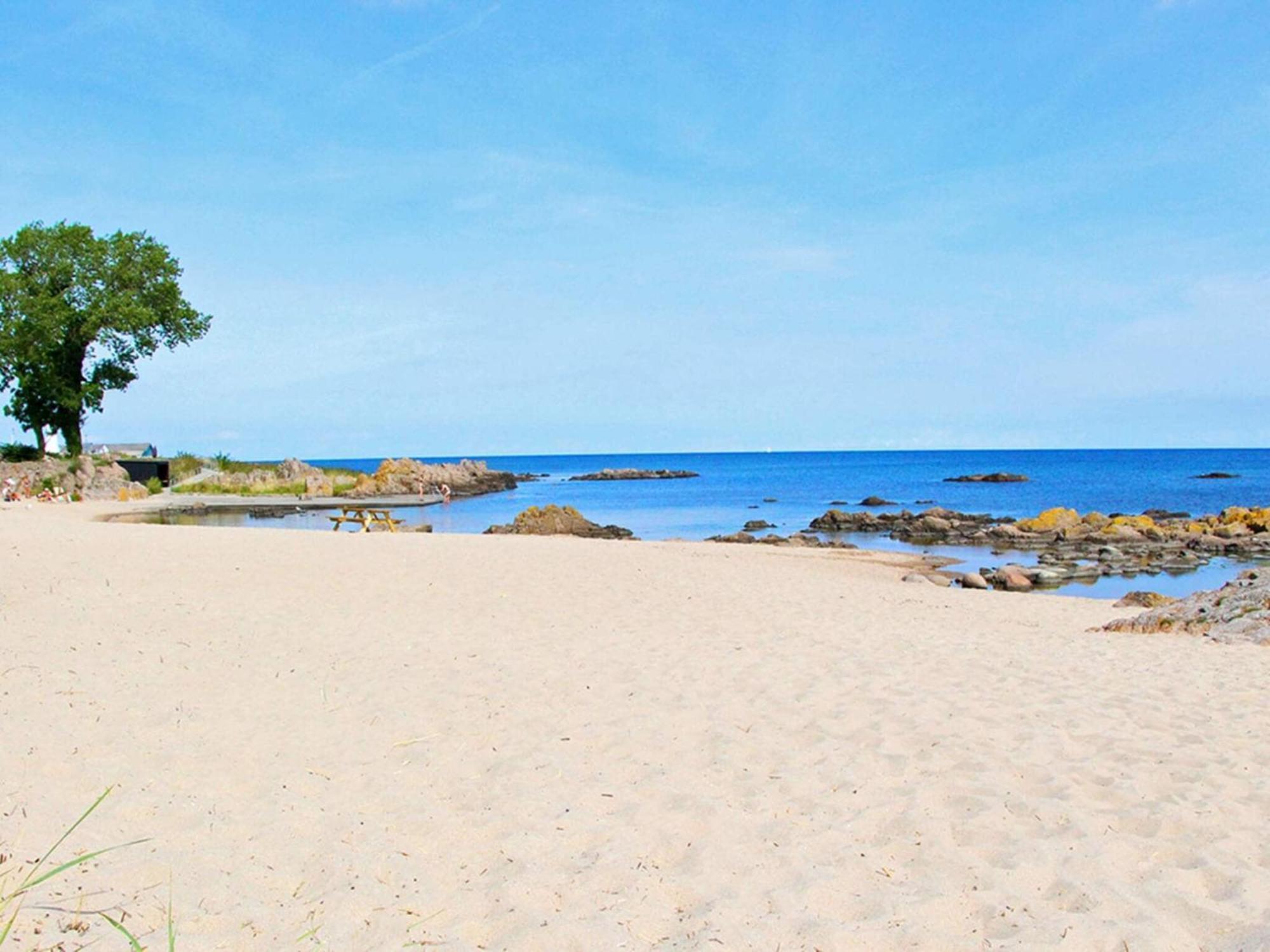 6 Person Holiday Home In Allinge Ngoại thất bức ảnh